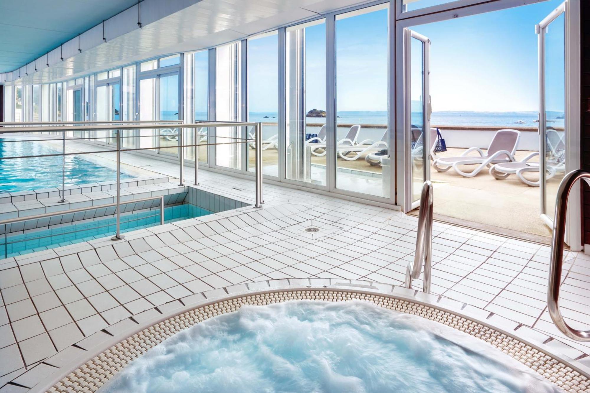 Hotel Valdys Thalasso & Spa - L'Escale Marine Дуарнене Екстер'єр фото